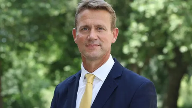 ဗြိတိန်ဘက်က လူစားထိုး စေလွှတ်တဲ့ အထိ ဖြစ်လာမလား