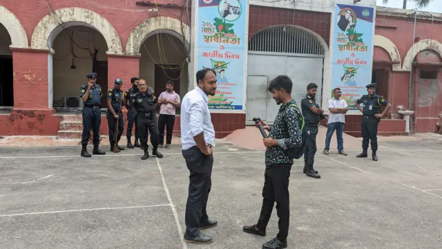 কারাগার থেকে ফাঁসির আসামী পালানোর ঘটনায় তদন্ত কমিটি করেছে জেলা প্রশাসন