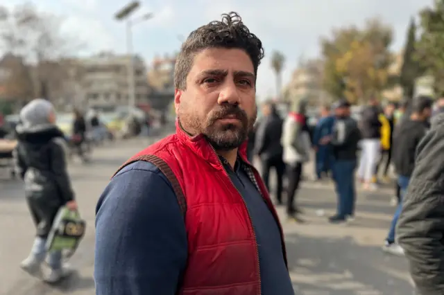 Mohammed al-Nadaf na son samun takardunsa na shaidar zama farar hula.