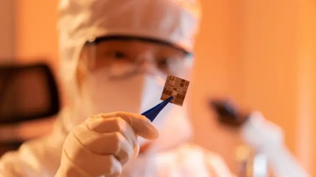 லேப்டாப் இறக்குமதி தடை- ஜியோபுக்