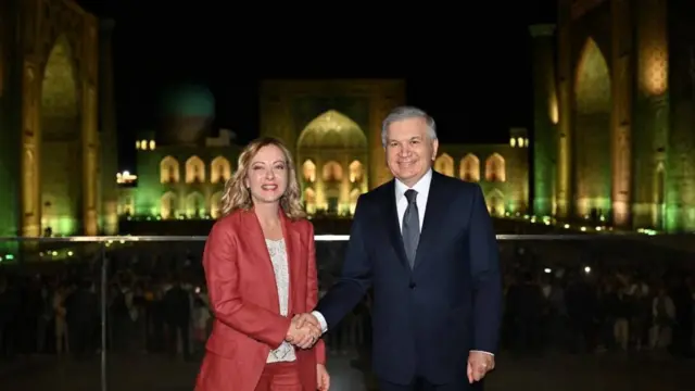 Ўзбекистон Президенти Шавкат Мирзиёев Италия Бош вазири Жоржа Мелони билан Самарқанд Регистонида