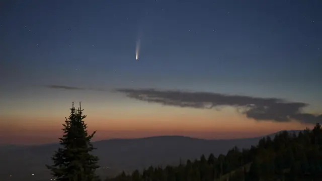 निओवाईज धूमकेतू