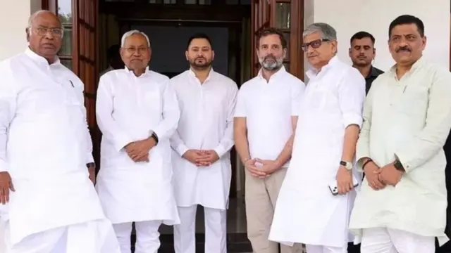 சத்யபால் மாலிக் - பிரதமர் மோதி