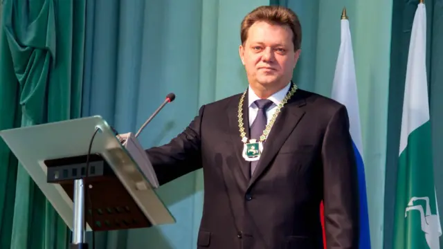 Мэр Томска Иван Кляйн во время церемонии инаугурации в 2013 году после избрания на первый срок