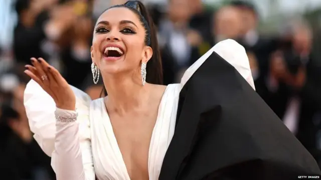 दीपिका पादुकोण