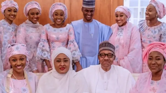 Shugaba Buhari da matarsa Aisha da dukkan 'ya'yansa