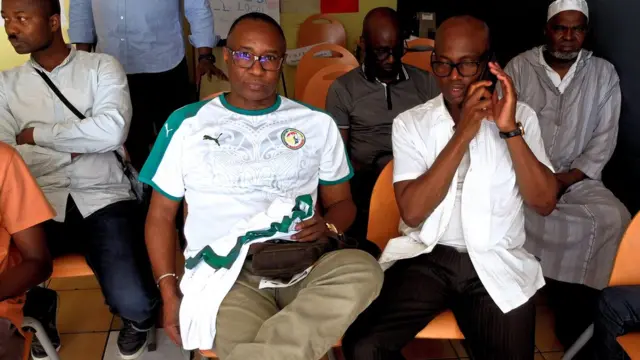 Ils regardent les matchs ensemble