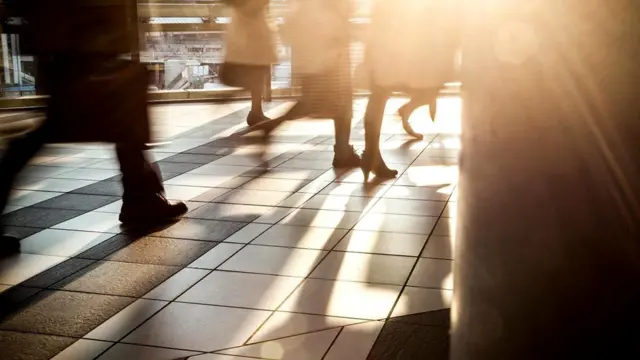 Наша память обычно работает незаметно, в фоновом режиме, пока мы занимаемся повседневными делами