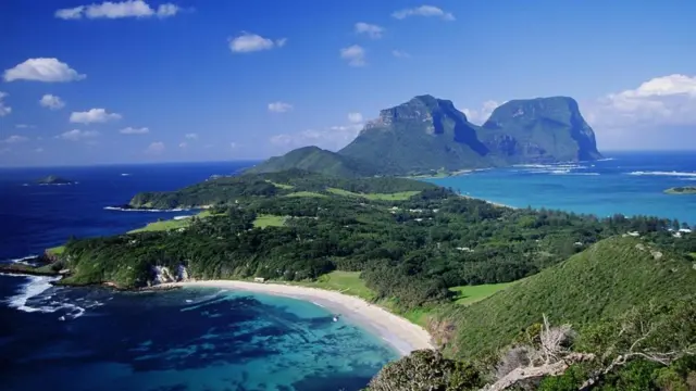 ऑस्ट्रेलिया के पास लॉर्ड हॉवे द्वीप