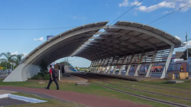 Estação do VLT, abandonada