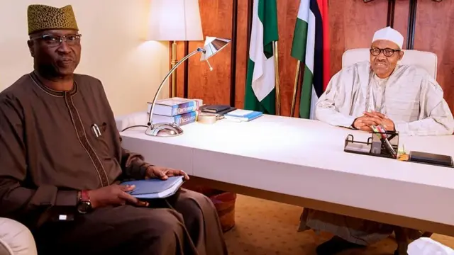 Buhari na Boss Mustapha