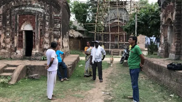 मंदिरों का गांव