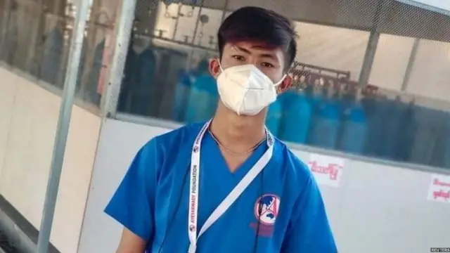 18 વર્ષના આંગ જિન ફિયો એક ક્લબમાં ગોલકીપર હતા