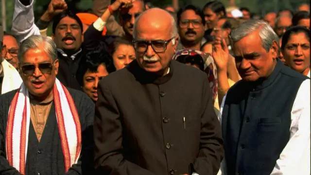 भाजप, अटल बिहारी वाजपेयी, लालकृष्ण अडवानी