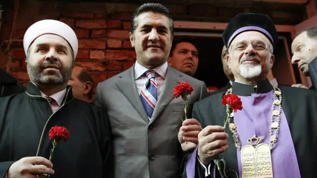 Çeşitli dinlerden liderlerle Sarıgül