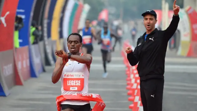 Birhaanuu Laggasaan Maaraatoona Walakkaa Deelhii mo'ate