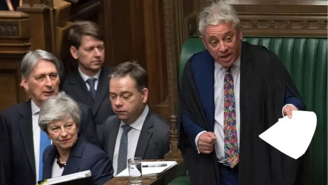 جان برکو، ترزا می و فیلیپ هموند رئیس مجلس عوام، نخستوزیر و وزیر دارایی بریتانیا