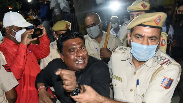 हाथरस 'गैंगरेप'