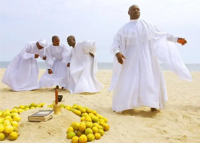 "Wold Oceans Day 2021": 'Elegushi beach' spiritual prayer dey contribute to [ocean pollution]