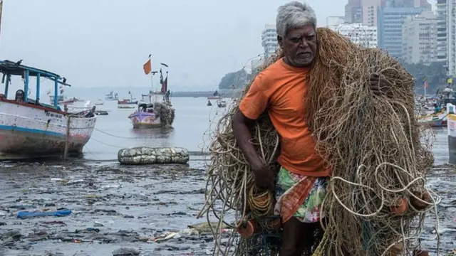 પ્રતીકાત્મક તસવીર