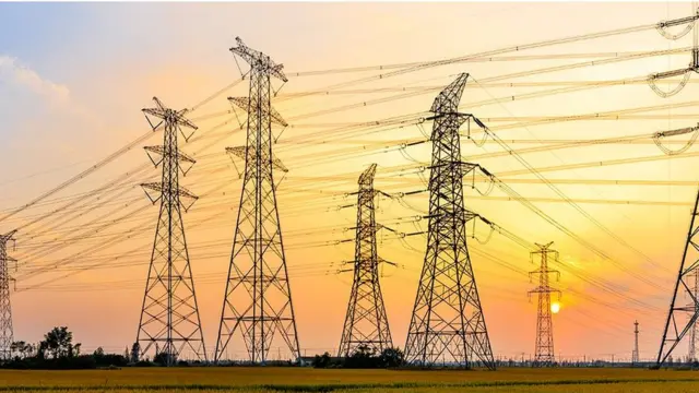 இலவச மின்சாரத்திற்கு தடை போடுகிறதா புதிய மின்சார சட்டம்?