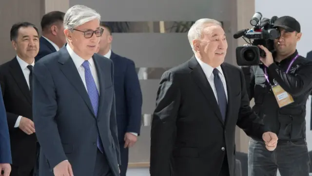 نظربایف و توکایف