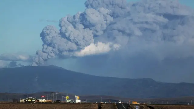 erupção vulcânica