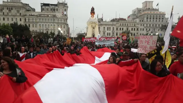 Protesta en la Plaza San Martín