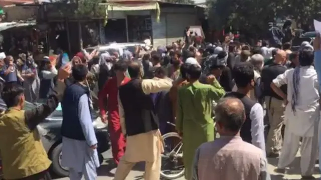 కాబుల్ వీధుల్లో పాకిస్తాన్ వ్యతిరేక నిరసన