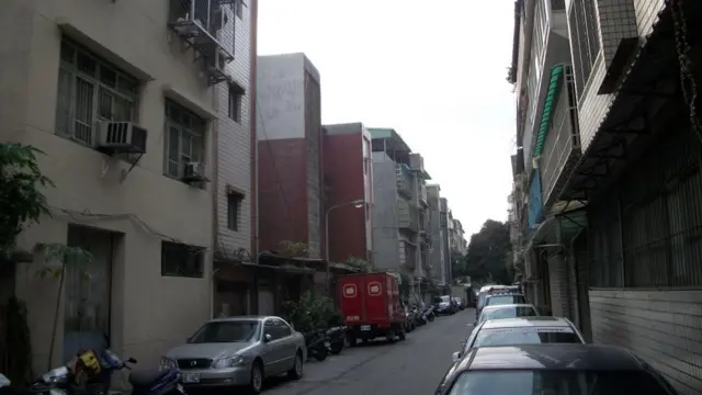 全台灣有40多萬老舊公寓，防火設施和逃生通道都不符合需要。