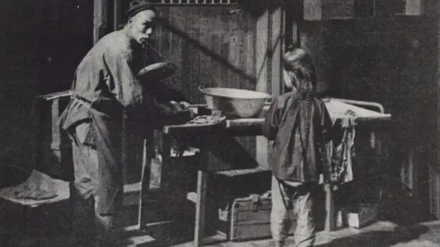 Un carnicero y un niño