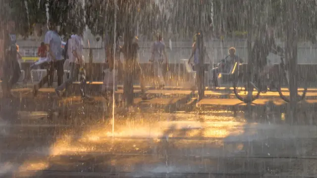 Центральный дом художника "Вечер, золотой фонтан".