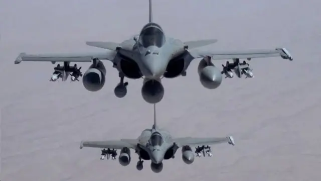 વિમાનનની તસવીર