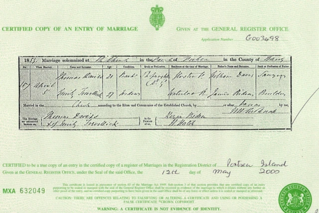 해리스 가족의 3대가 포츠머스에 살았다