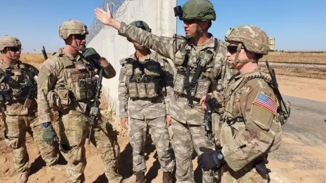 عملیات گشت زنی مشترک نیروهای آمریکایی و ترکیه