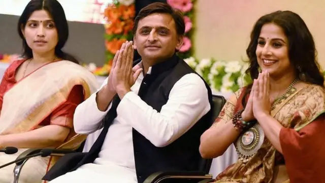 डिंपल यादव- अखिलेश यादव