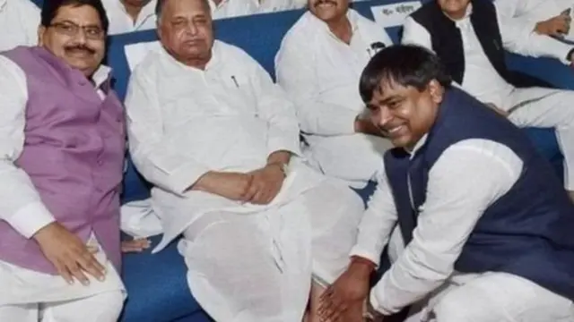 गायत्री प्रजापति