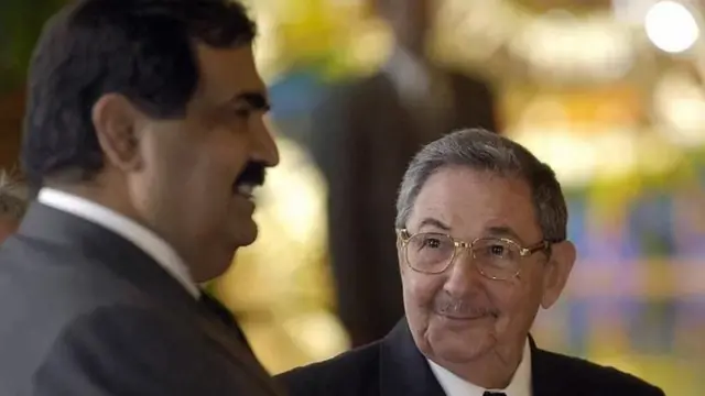 अमीर हमद बिन खलीफा अल-थानी और राउल कास्त्रो