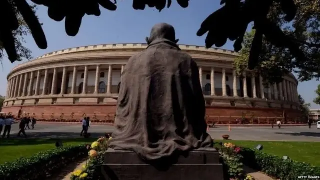 संसद में तीन तलाक