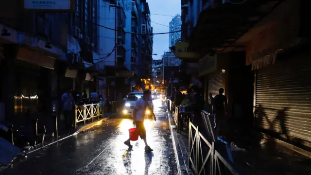 天鴿來襲後，澳門停水停電