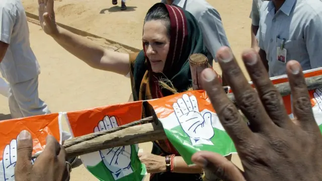 सोनिया गांधी