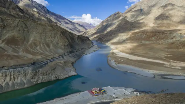 சிந்து நதி