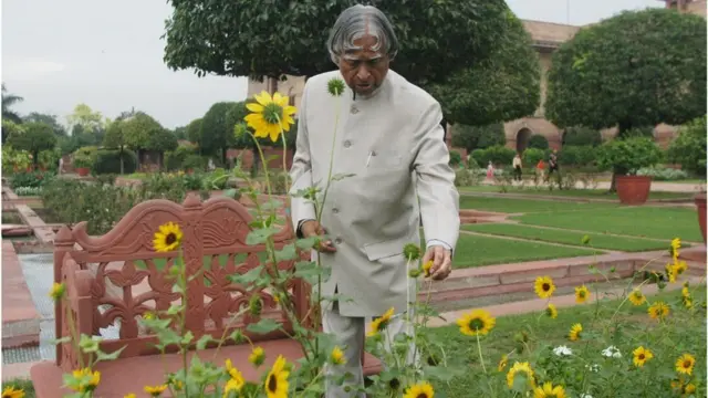 ડૉ. અબ્દુલ કલામ