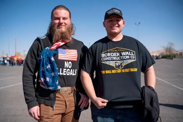 Dos simpatizantes de Donald Trump