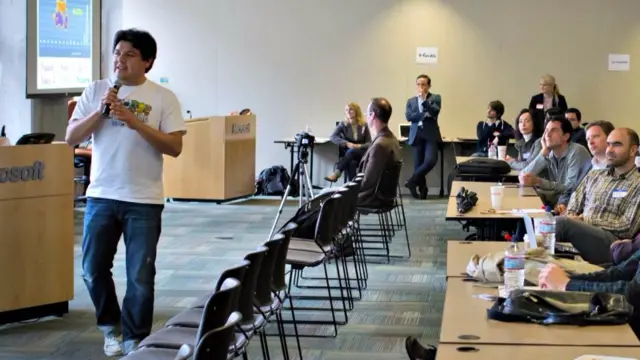 La empresa de Manolo Díaz vende videojuegos educativos a siete países.