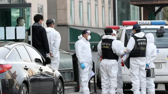 지난 3월 경기 고양시 한 요양시설에서 입소자가 아스트라제네카(AZ) 백신을 접종받은 뒤 갑자기 심장발작과 호흡곤란 증상을 보여 응급처치를 받았지만 숨졌다