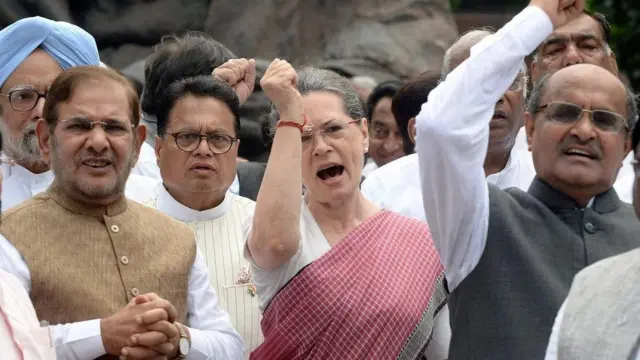 काँग्रेस, सोनिया गांधी, संसद, हिवाळी अधिवेशन