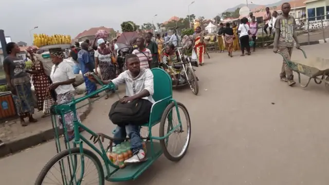 Minisitiri w'ubuzima mu Rwanda bagiriye inama abaturage kutajya i Goma ahavugwa Ebola