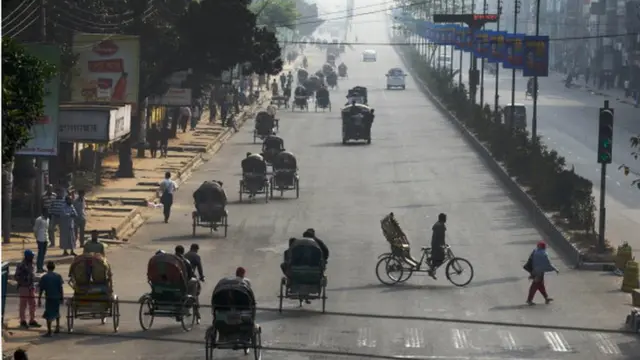 যানবাহনের চলাচল