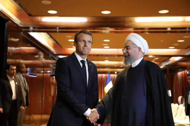 روحانی و مکرون